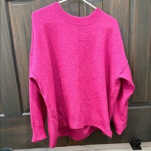 Women's Vince Camuto Pink Sweater size Medium